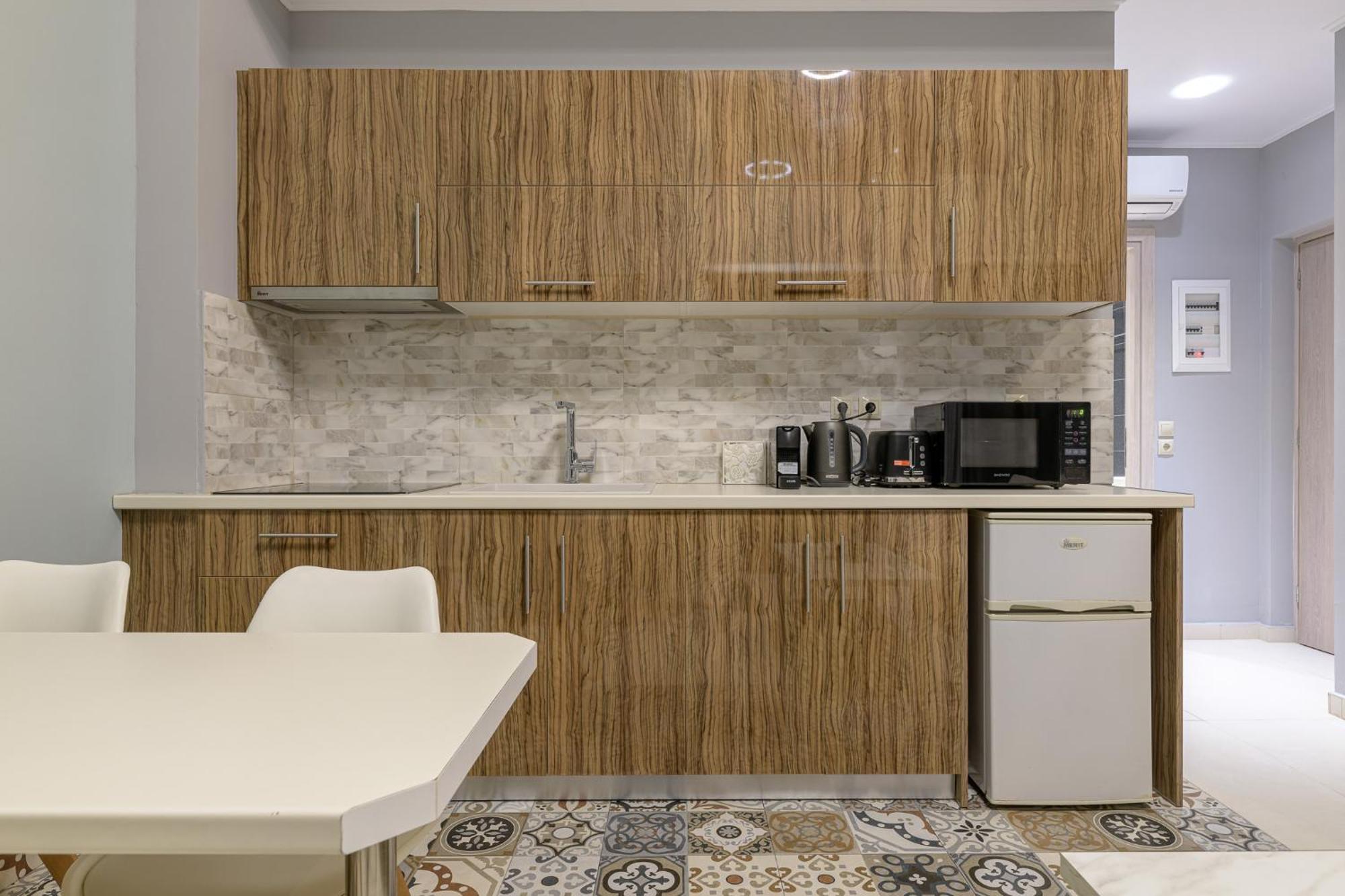 Pearl Luxury Living Laganas