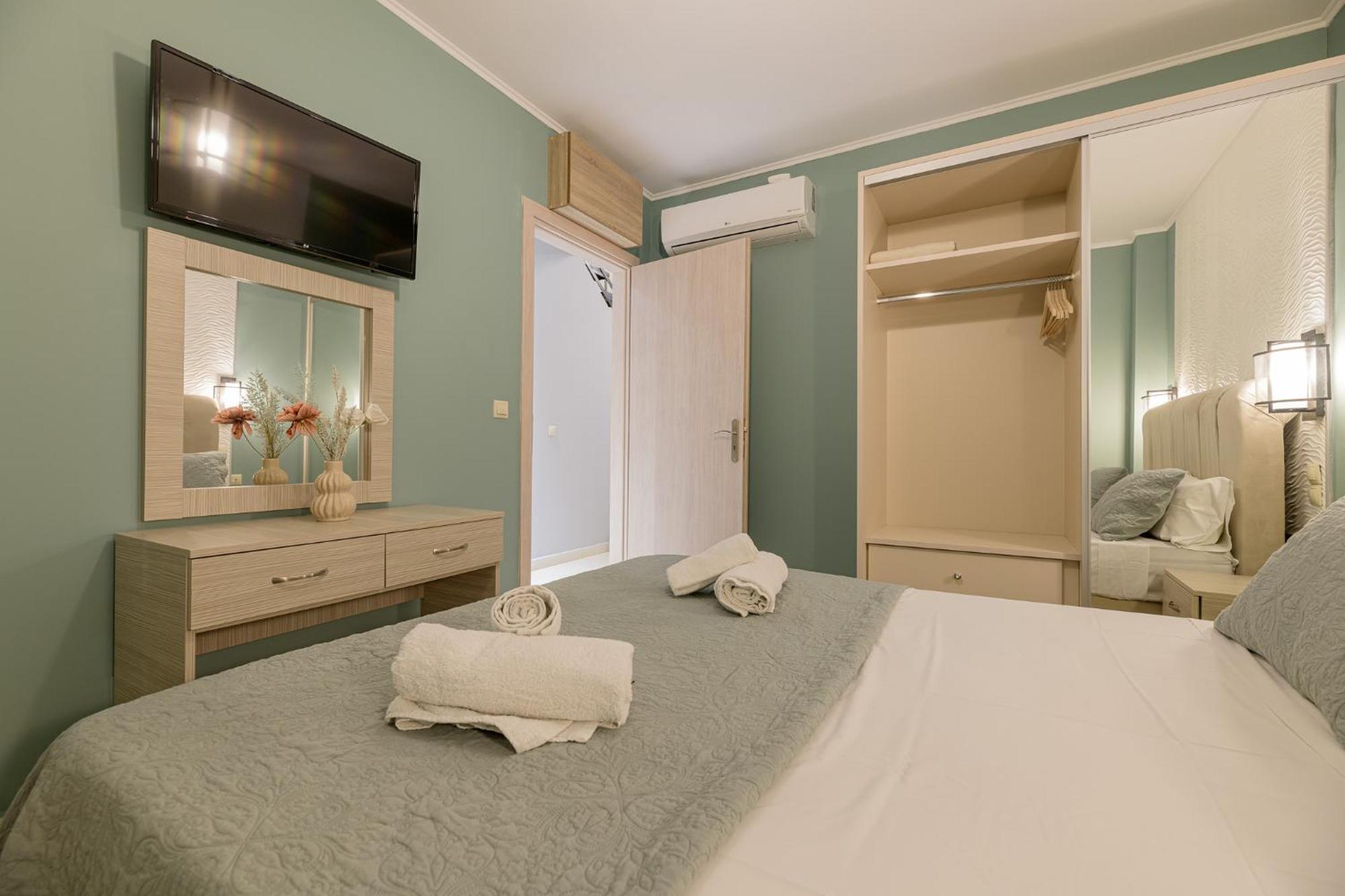 Pearl Luxury Living Apartment