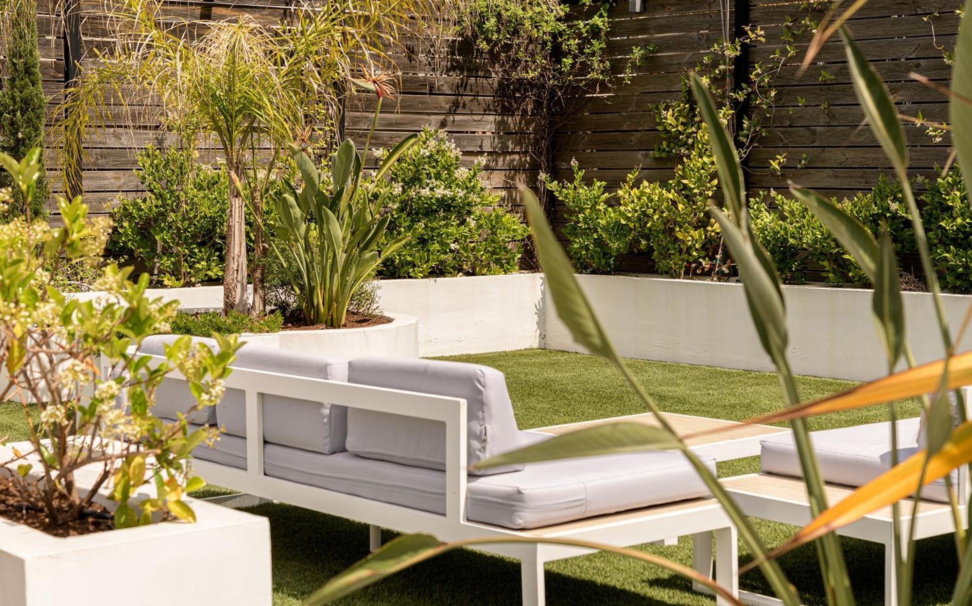 Pearl Luxury Living *